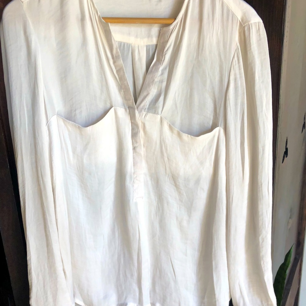 EUC Women’s Zara Trafaluc Ivory Satin Blouse M